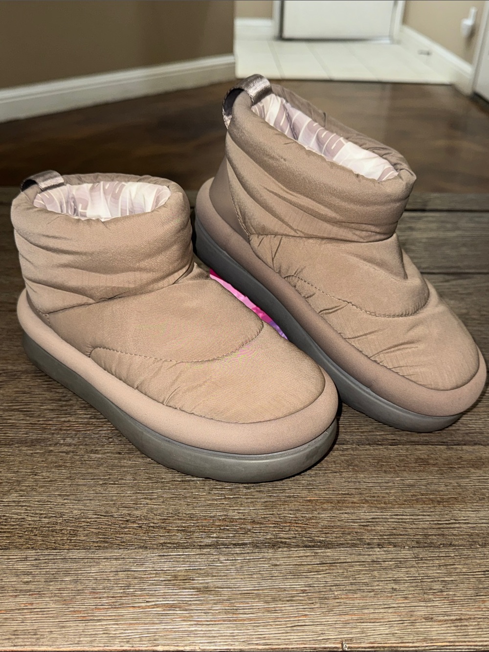 UGG Classic Maxi Mini Walnut Brown